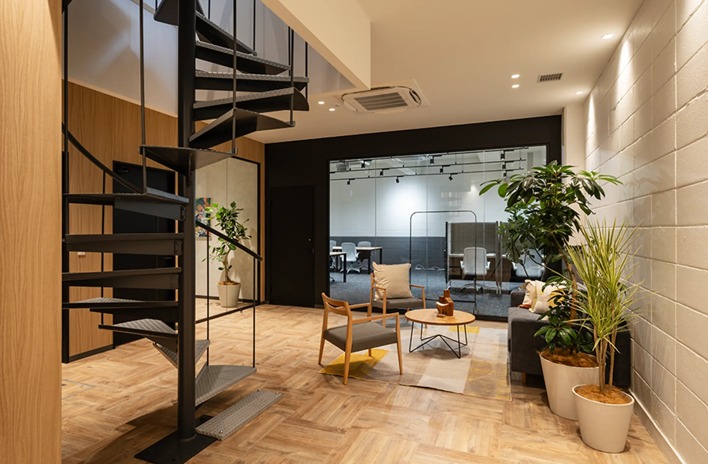 M.BALANCE+ KUDAN — 写真 1